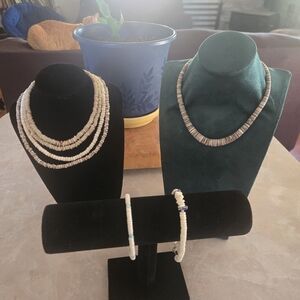 Sea Shell Necklace And Bracelet Set